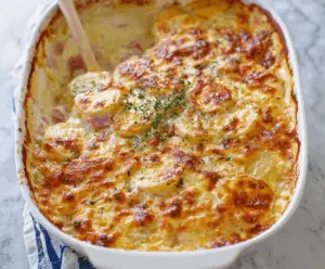 Classic Scalloped Potatoes with Ham