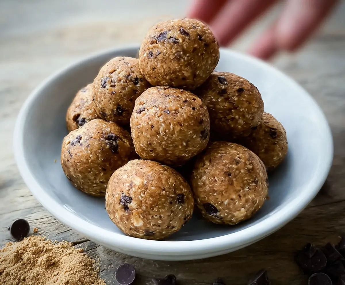 Easy Kodiak Cakes Protein Balls
