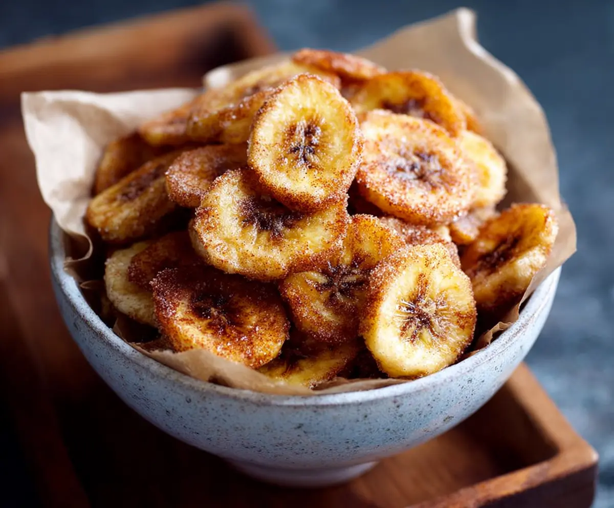 Easy Air Fryer Cinnamon Banana Chips