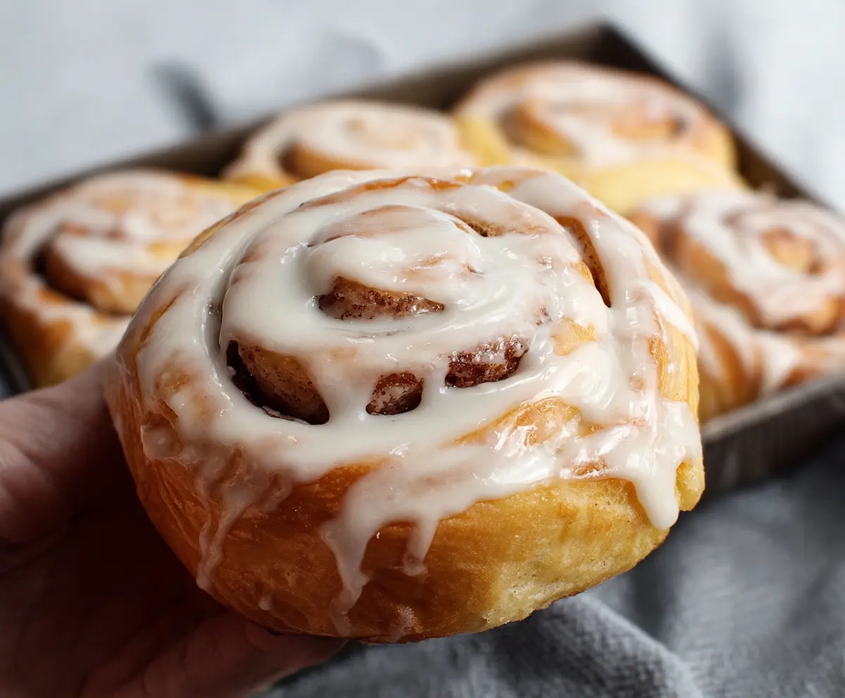 Easy Sourdough Cinnamon Rolls