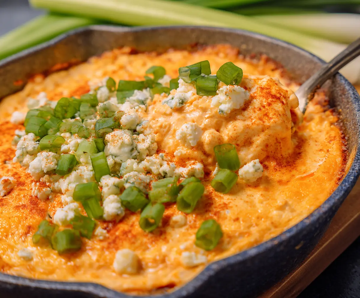 Easy Frank’s RedHot Buffalo Chicken Dip