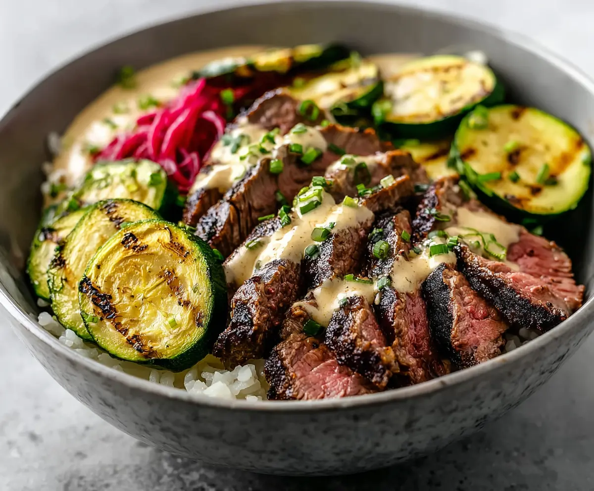 Easy Grilled Steak Bowl with Zucchini